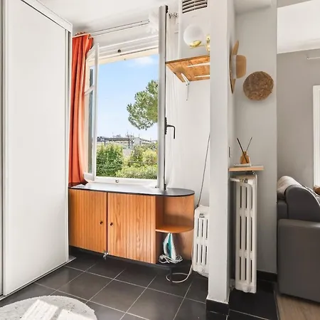 Cosy & Lumineux - 5 Min De La Apartman